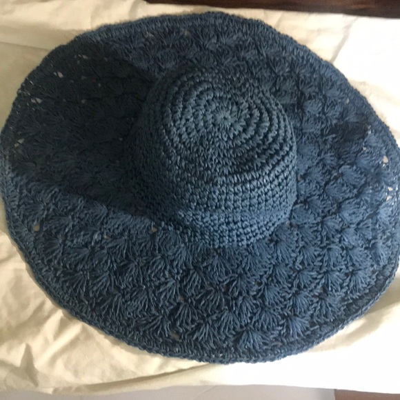 “JOE FRESH” Blue Straw Ladies Hat . - Picture 2 of 6